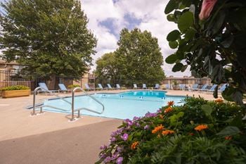 Wilshire community pool